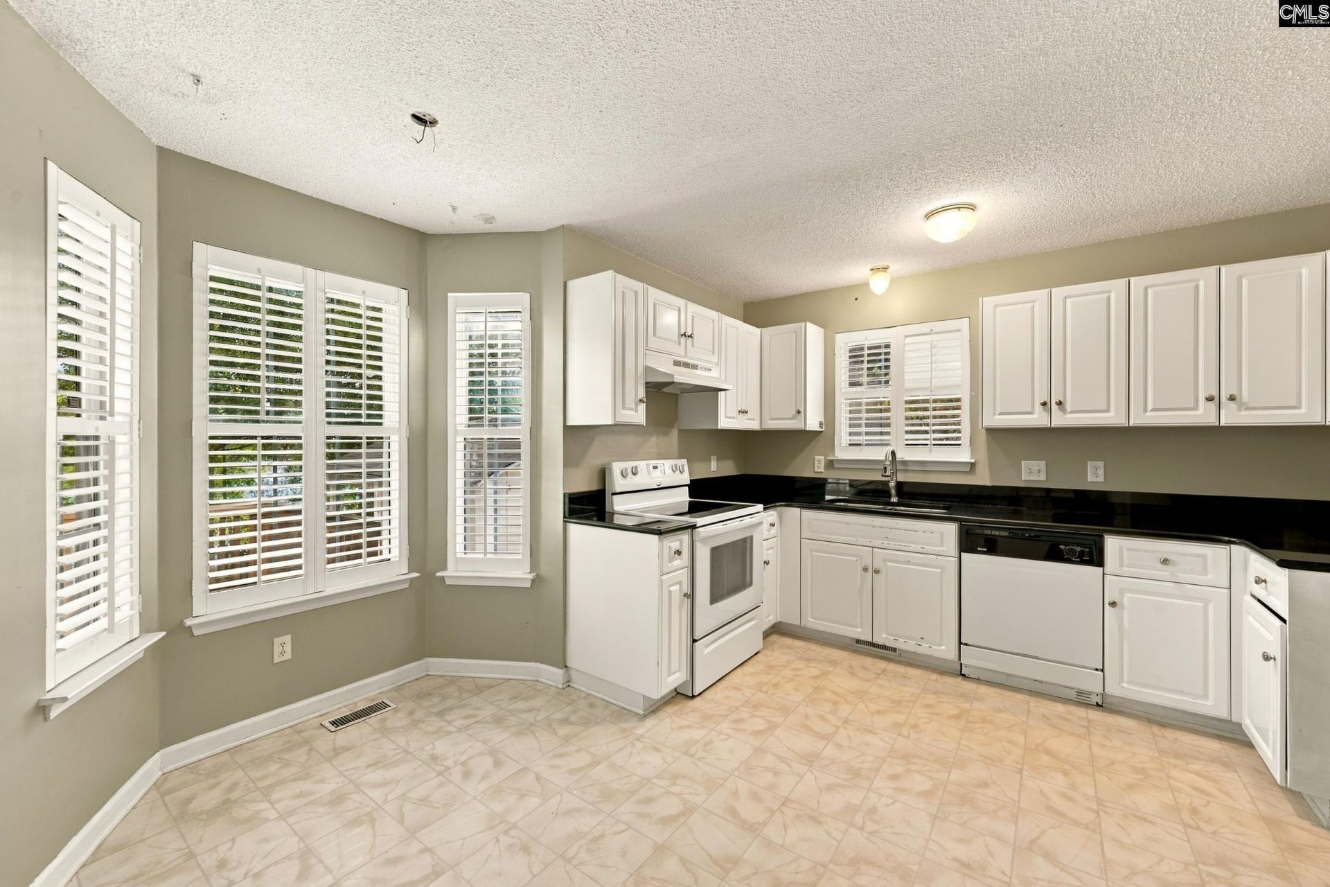 1141 Parliament Lake Drive  Photo 8