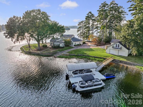 172 Rogers Lane , Badin Lake, NC 28127
