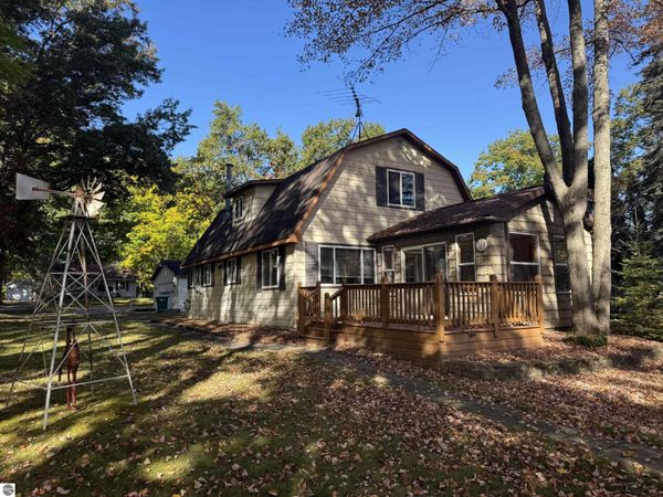208 Driftwood, Prudenville, MI 48651