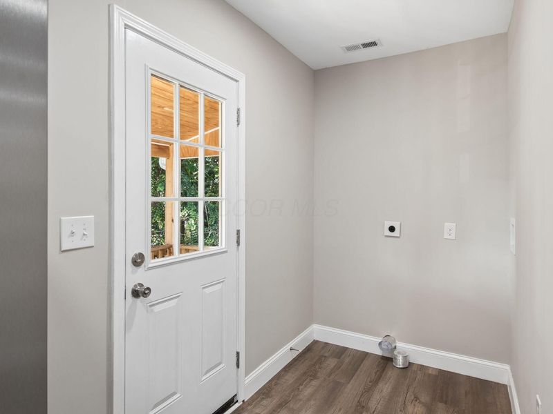 1052 Forest Street, Columbus, OH 43206 Photo 10