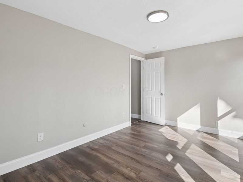 1052 Forest Street, Columbus, OH 43206 Photo 22