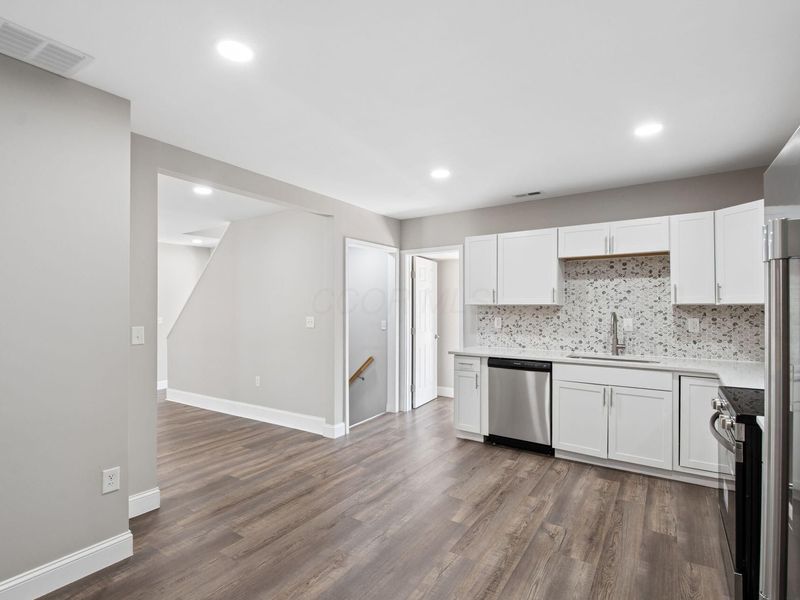 1052 Forest Street, Columbus, OH 43206 Photo 7