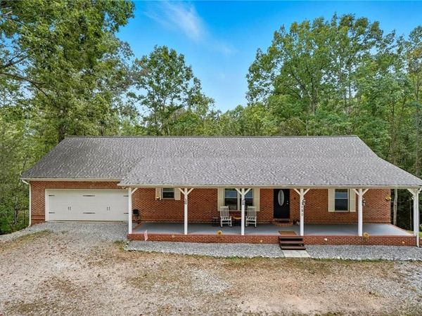 1190 Mill Creek Drive , Dawsonville, GA 30534