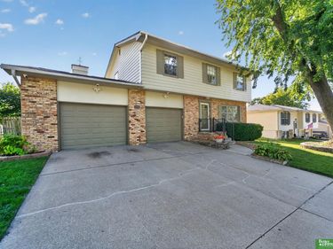 13515 Glenn Street, Omaha, NE 68138