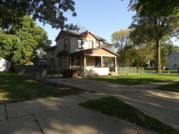 665 Dennis , Adrian, MI 49221