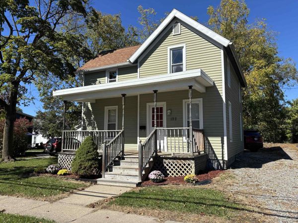 122 W Beecher , Adrian, MI 49221