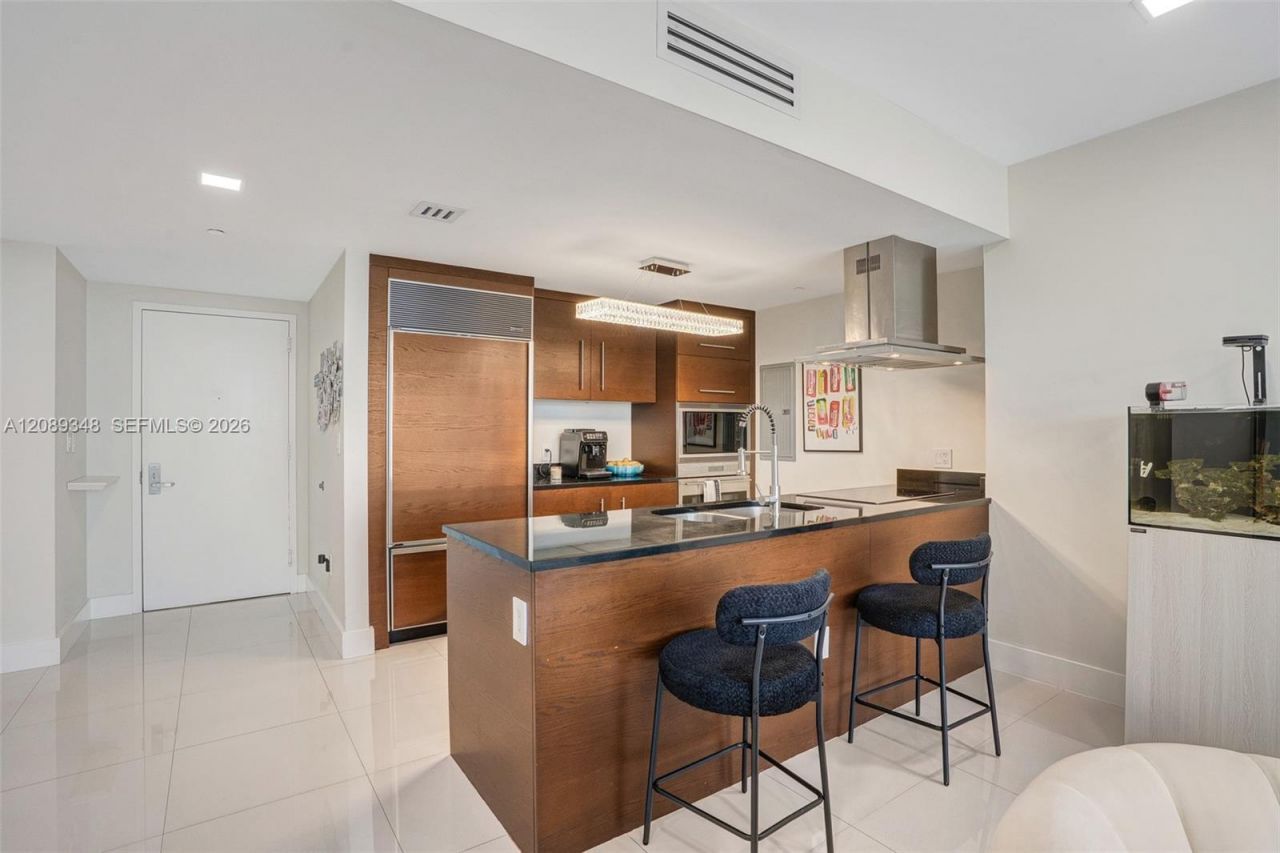 495 Brickell Ave, Unit 5005, Miami, FL 33131 Photo