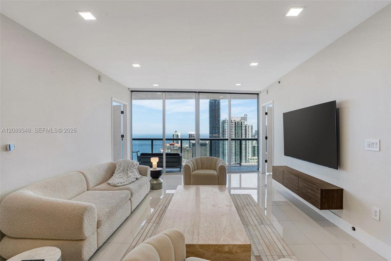 495 Brickell Ave, Unit 5005, Miami, FL 33131 Photo