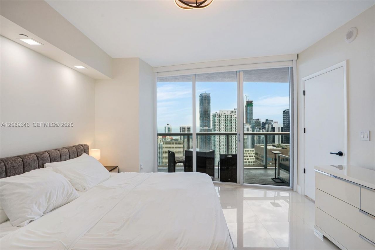 495 Brickell Ave, Unit 5005, Miami, FL 33131 Photo