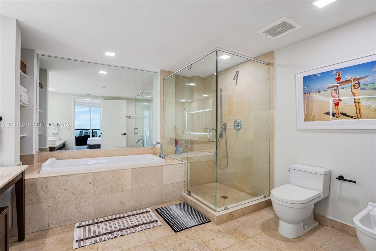 495 Brickell Ave, Unit 5005, Miami, FL 33131 Photo
