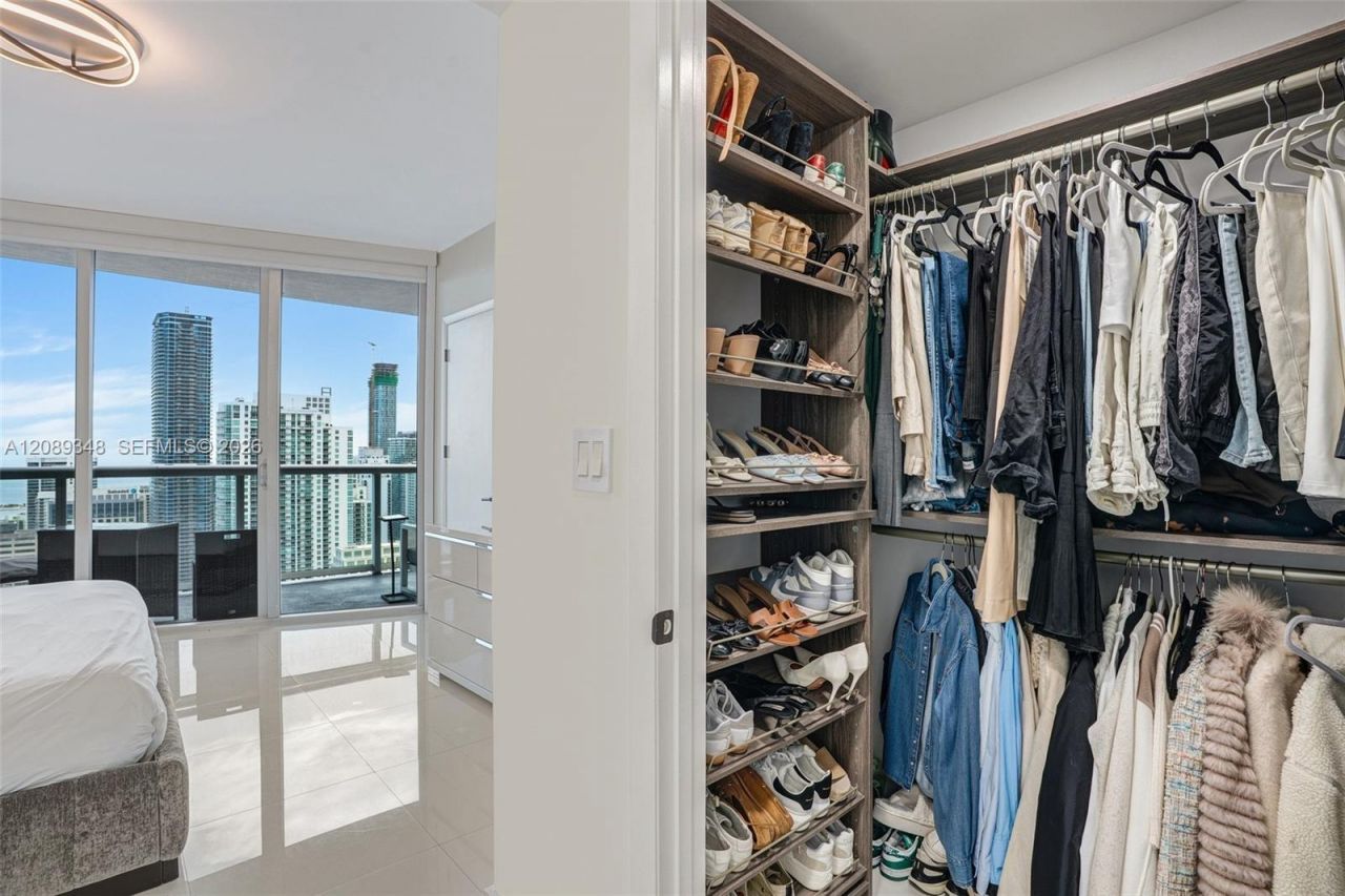 495 Brickell Ave, Unit 5005, Miami, FL 33131 Photo