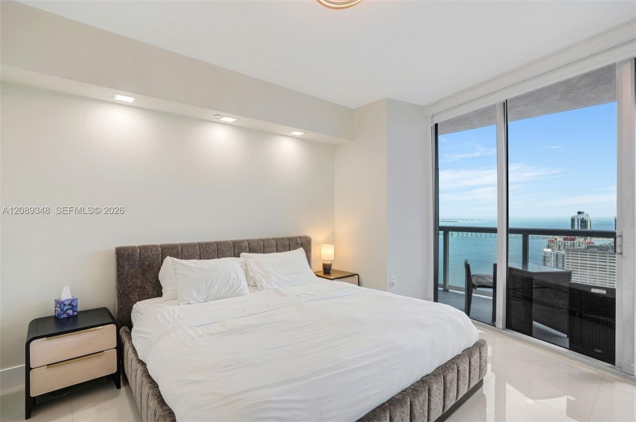 495 Brickell Ave, Unit 5005, Miami, FL 33131 Photo