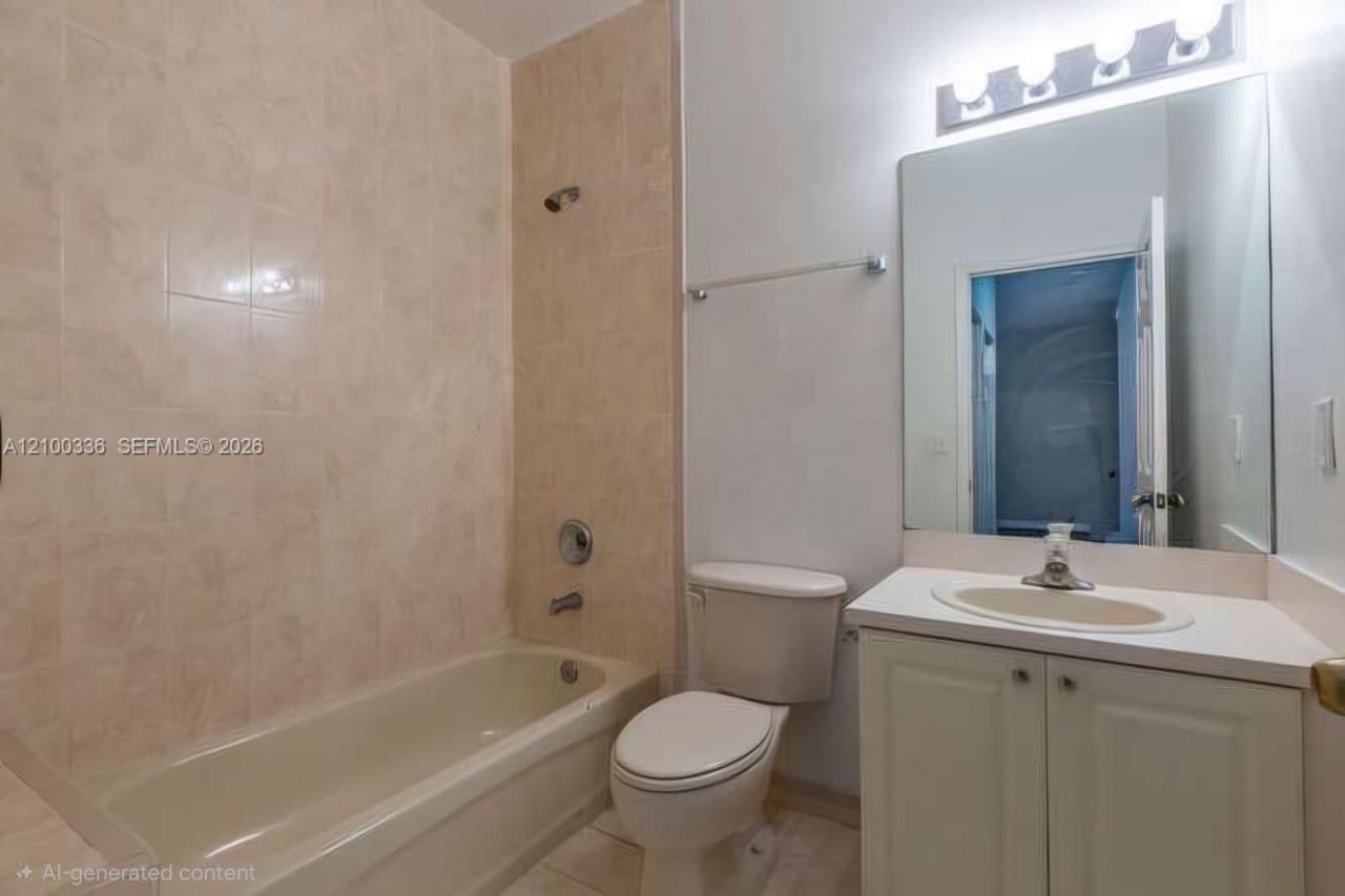 376 NE 26th Ter , Unit 201, Homestead, FL 33033 Photo