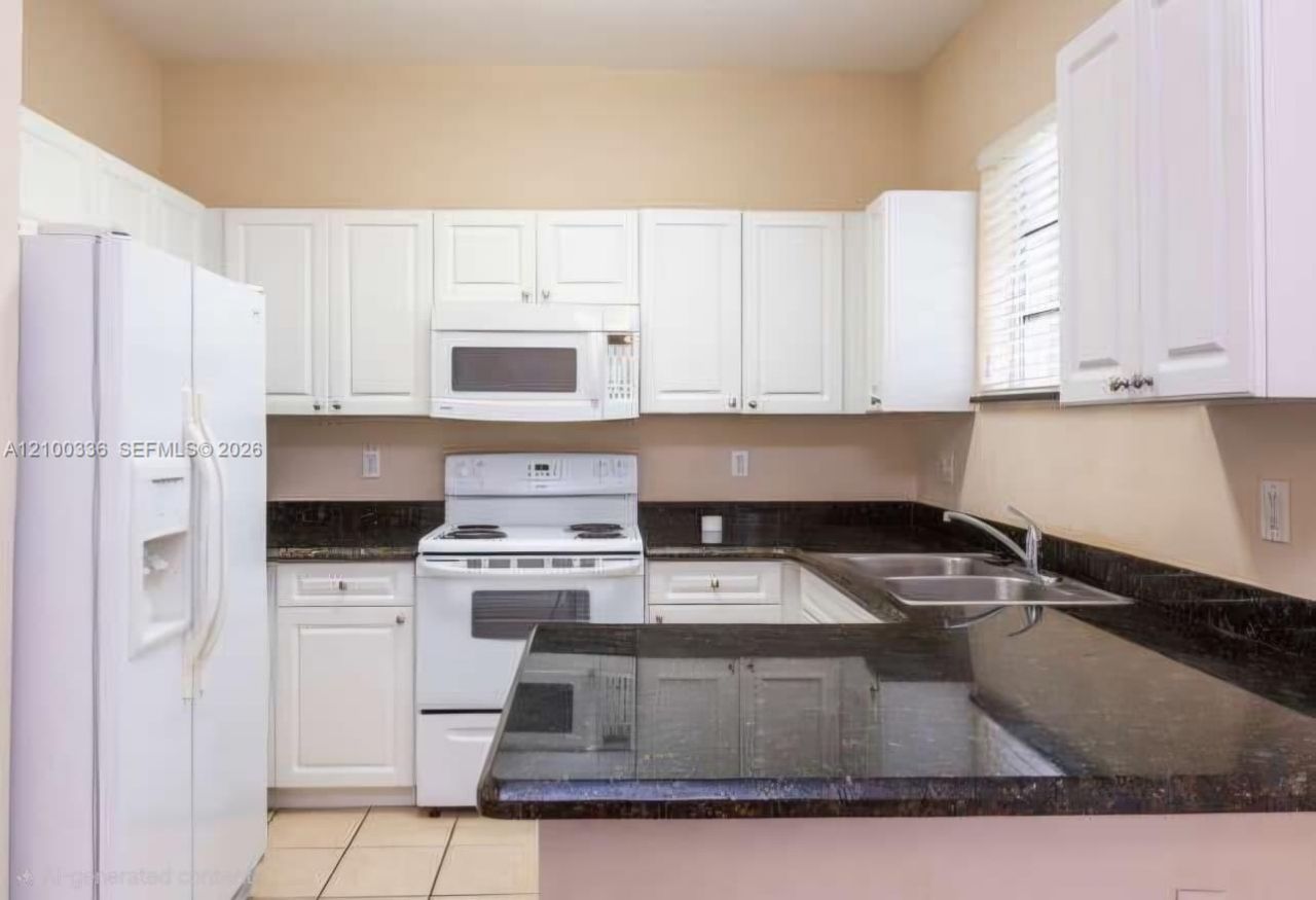 376 NE 26th Ter , Unit 201, Homestead, FL 33033 Photo