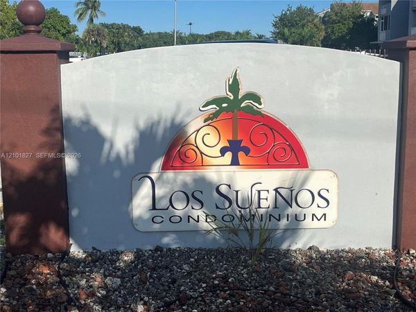 1755 W 60th St , Unit D306, Hialeah, FL 33012