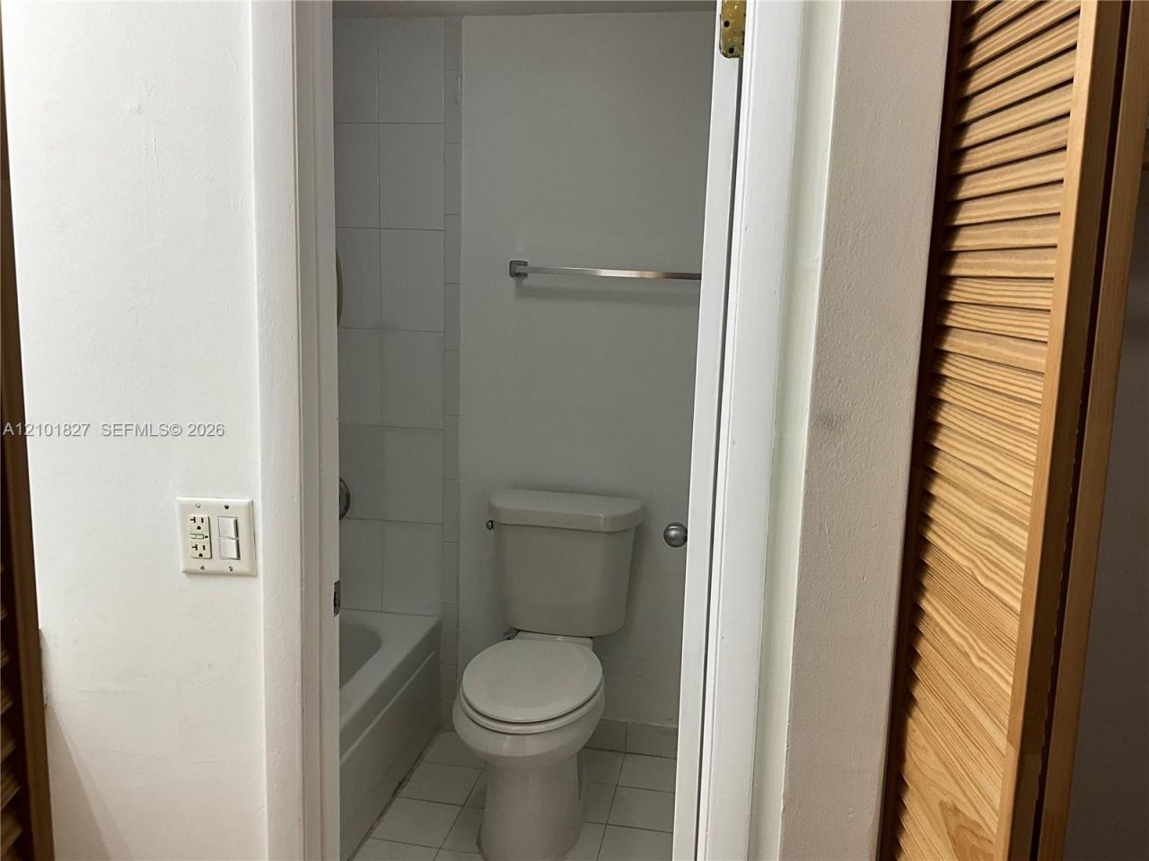 1755 W 60th St , Unit D306, Hialeah, FL 33012 Photo