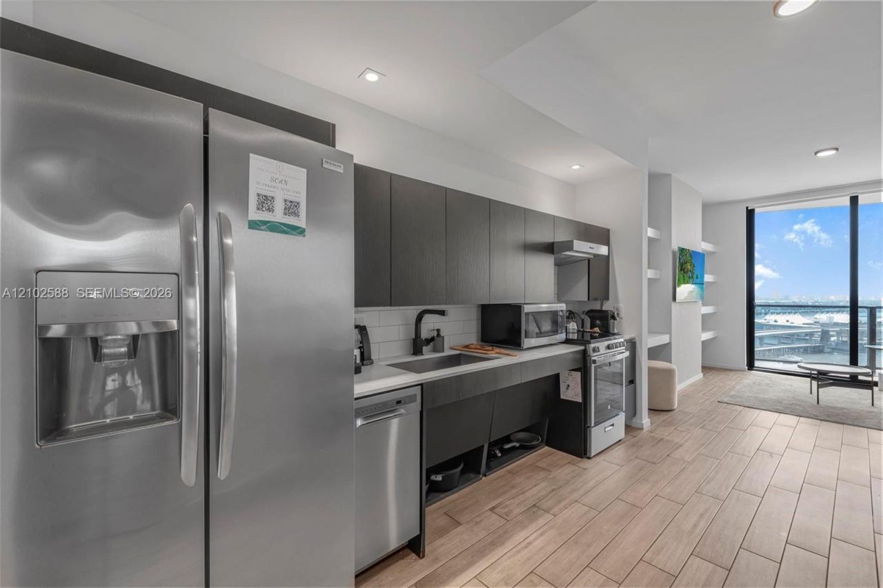 398 NE 5th St , Unit 1711, Miami, FL 33132 Photo