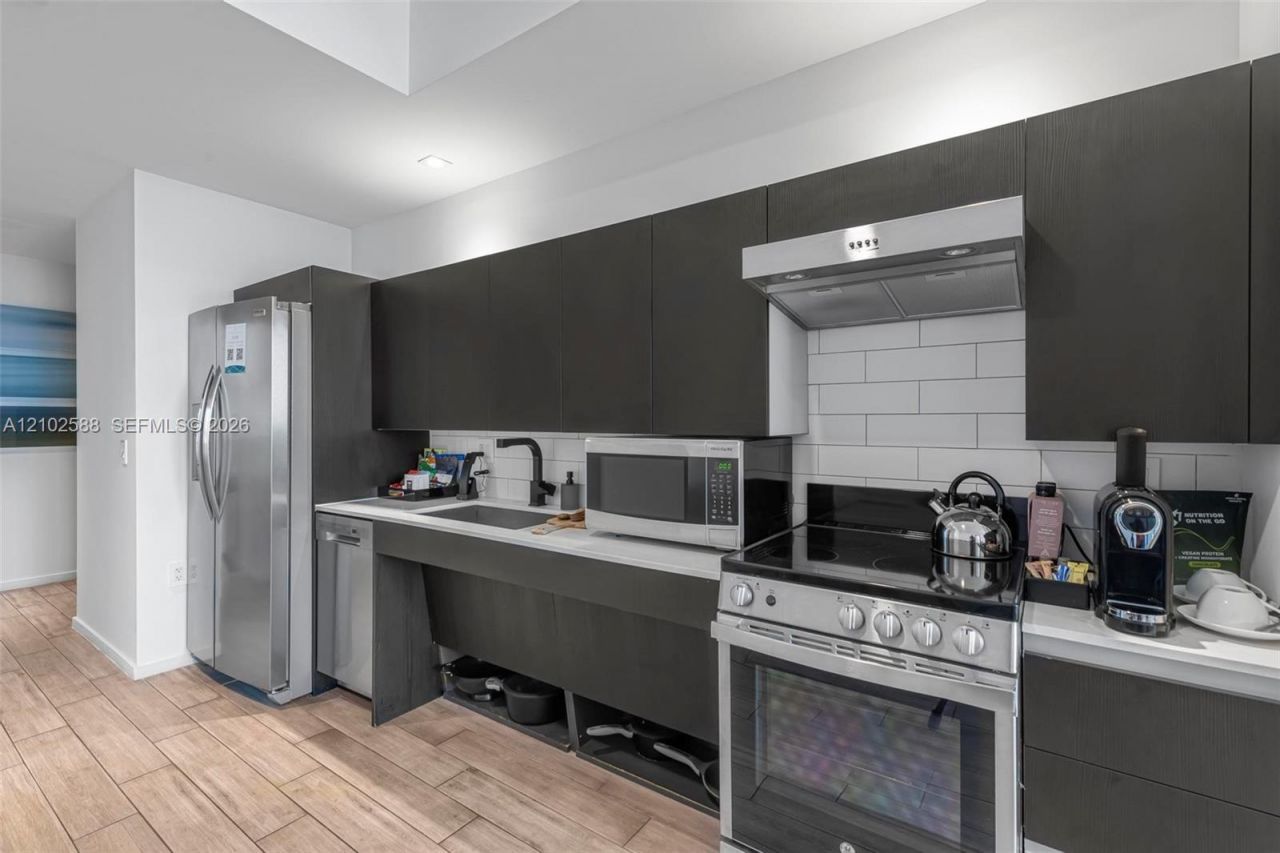 398 NE 5th St , Unit 1711, Miami, FL 33132 Photo