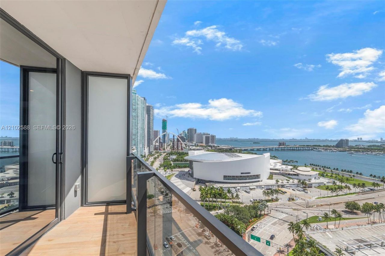 398 NE 5th St , Unit 1711, Miami, FL 33132 Photo
