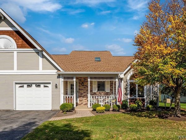 3 Spicebush Lane, Buffalo, NY 14221