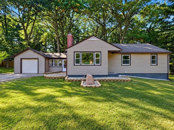 17 Meadowview Rd, Wilbraham, MA 01095