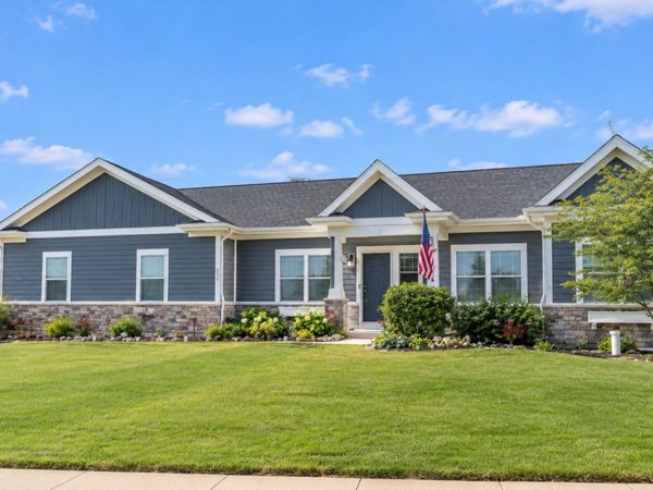 560 N Oak Street , Hinckley, IL 60520