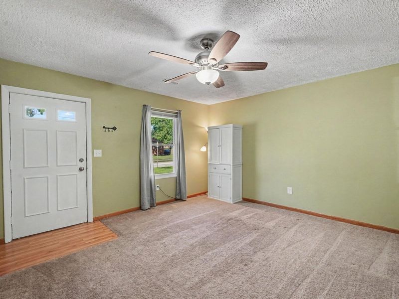 17 Miriam Drive, Florence, KY 41042 Photo 4