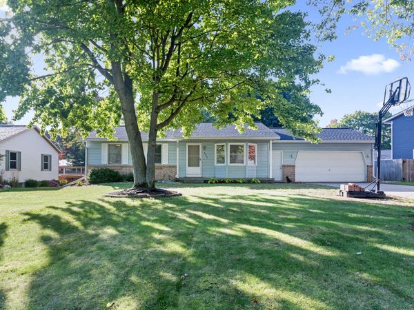 4350 Heritage Drive, Hudsonville, MI 49426