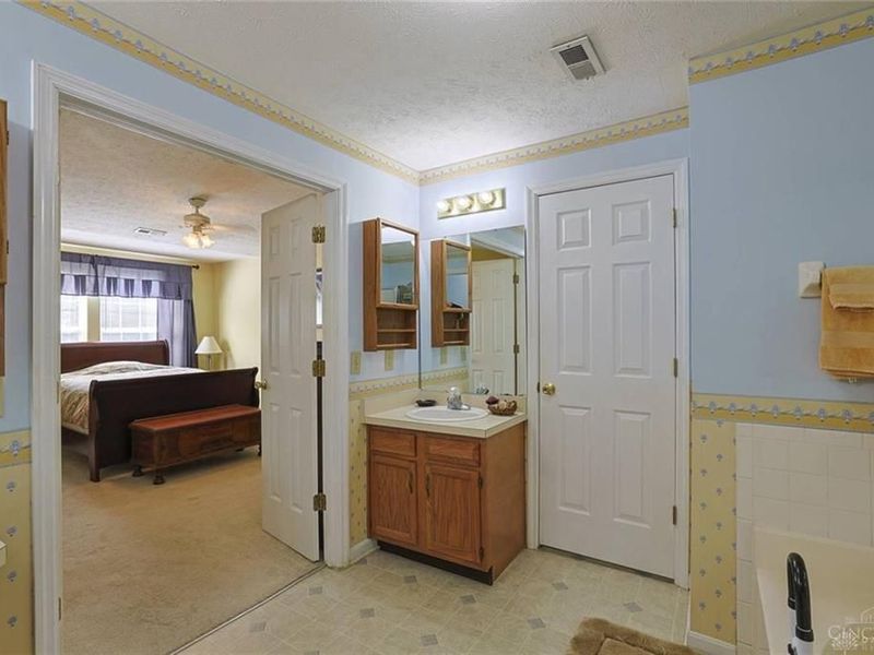 6714 Washington Circle, Middletown, OH 45005 Photo 22