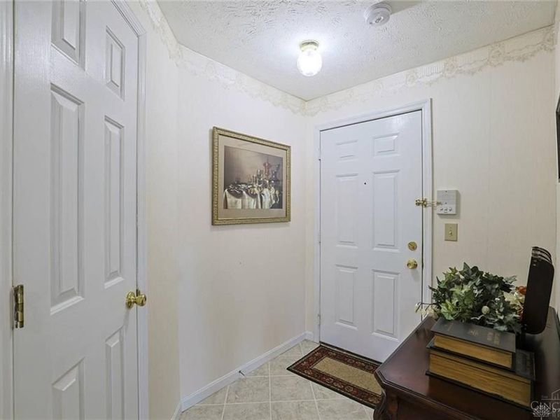 6714 Washington Circle, Middletown, OH 45005 Photo 5