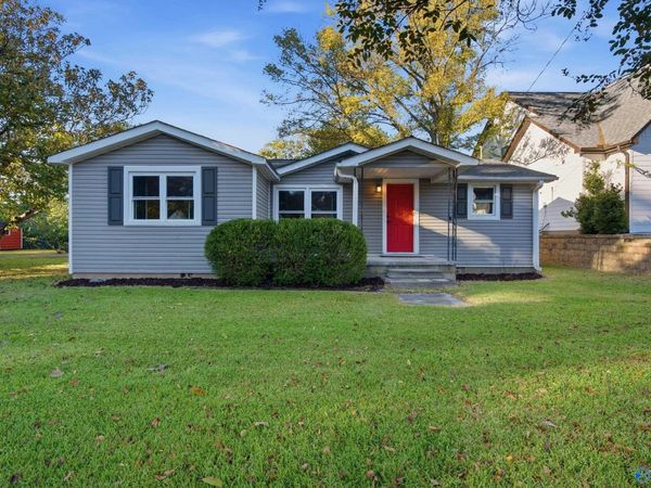 1111 Stevens Avenue, Huntsville, AL 35801