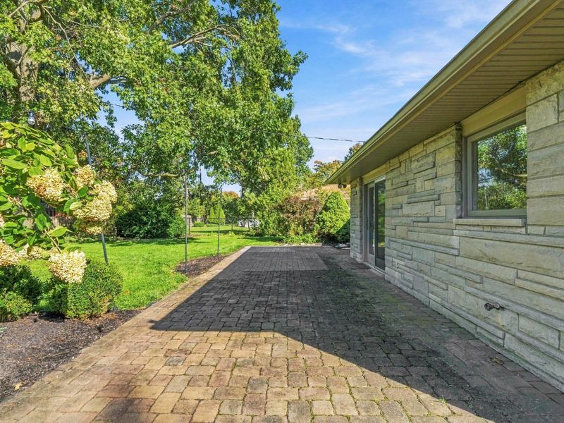 2290 Middlesex Road, Upper Arlington, OH 43220 Photo 48