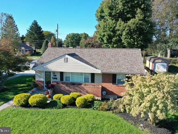 401 E COOVER STREET, MECHANICSBURG, PA 17055