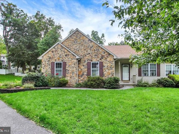 2314 DAISY ROAD, YORK, PA 17402