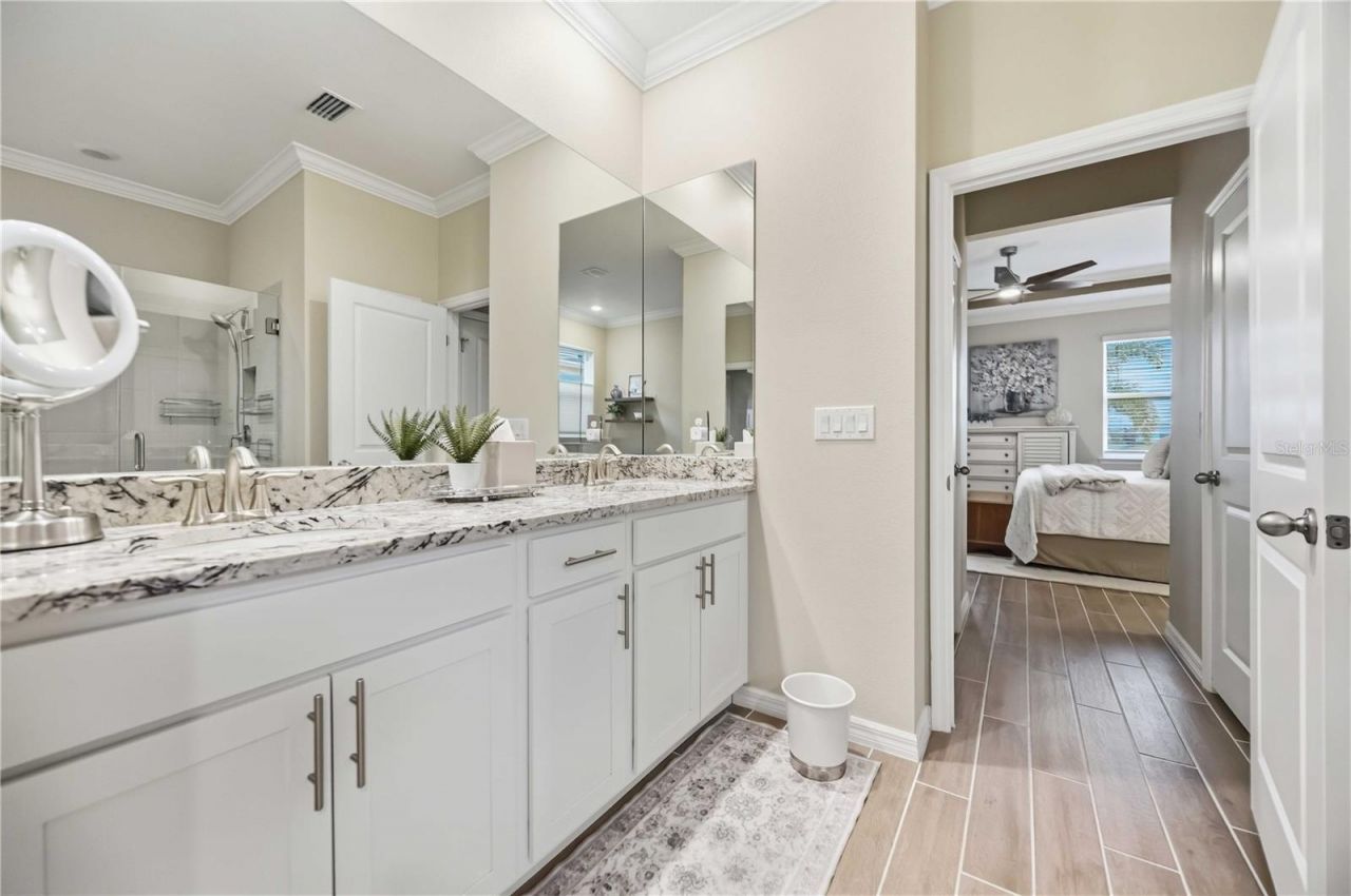 12596 Night View Drive W, Sarasota, FL 34238 Photo