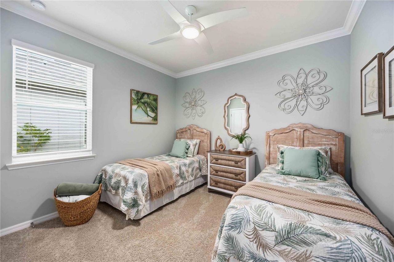 12596 Night View Drive W, Sarasota, FL 34238 Photo
