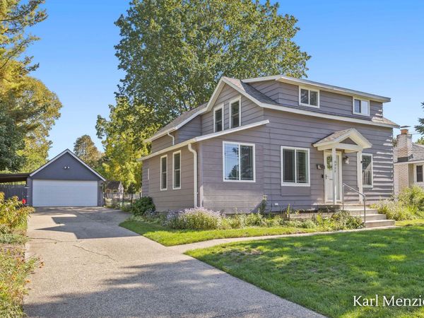 3232 Earle Avenue SW, Grandville, MI 49418
