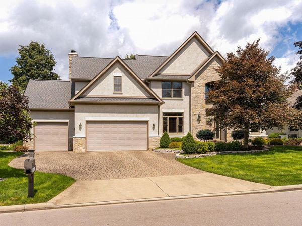 6210 Balmoral Drive , Dublin, OH 43017
