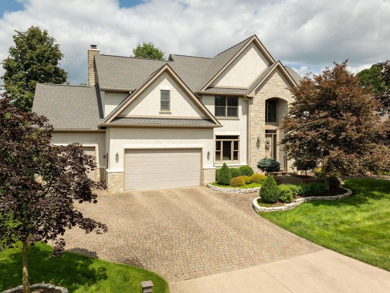 6210 Balmoral Drive, Dublin, OH 43017 Photo 2