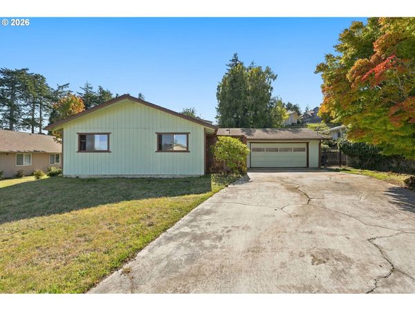2273 VIRGINIA AVE, North Bend, OR 97459