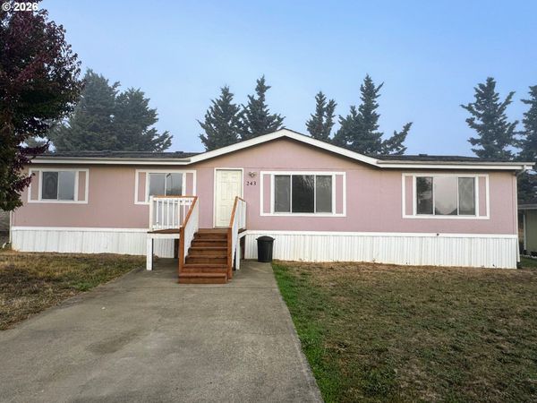 243 OWYHEE LN, Roseburg, OR 97471