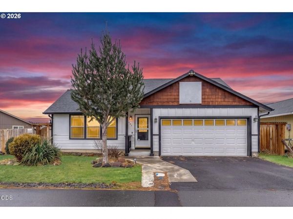 485 SE PONDEROSA DR, Madras, OR 97741