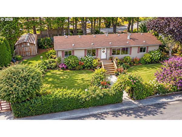1029 FIFIELD ST, Brookings, OR 97415