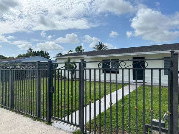 4470 NW 201ST , Miami Gardens, FL 33055
