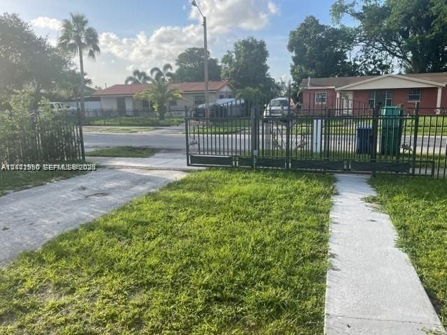 4470 NW 201st, Miami Gardens, FL 33055 Photo