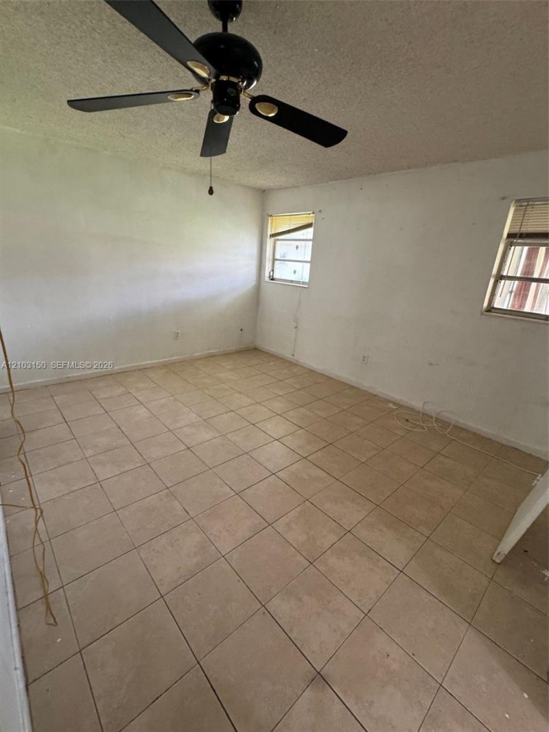 3033 NW 43rd Ave, Unit 102, Lauderdale Lakes, FL 33313 Photo