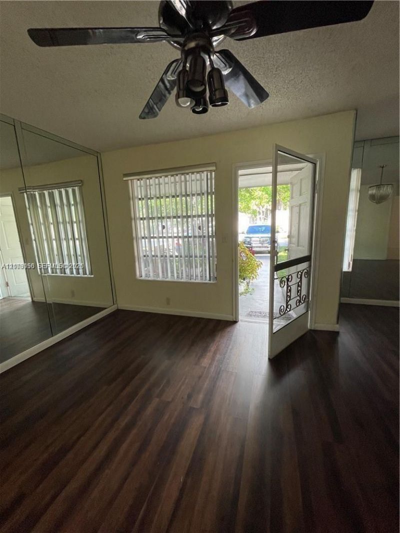 3033 NW 43rd Ave, Unit 102, Lauderdale Lakes, FL 33313 Photo