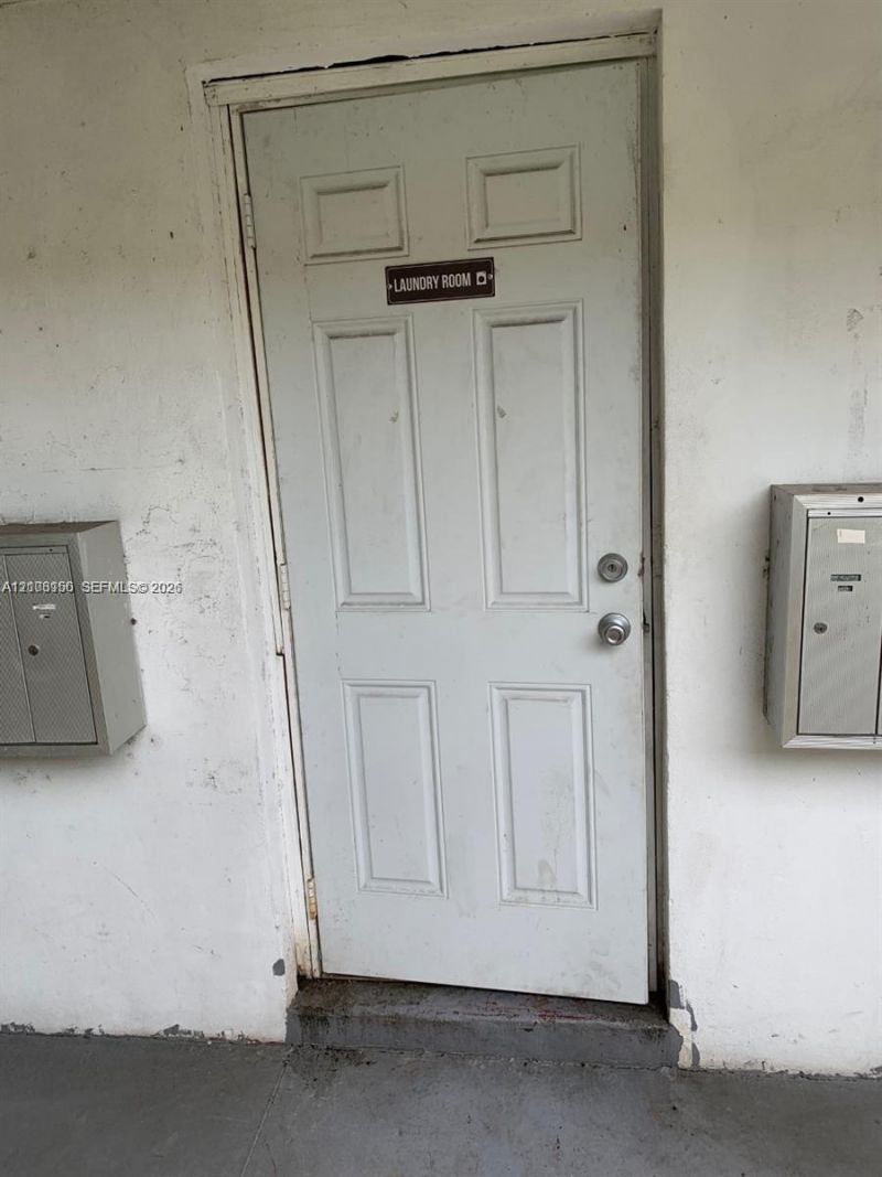 3033 NW 43rd Ave, Unit 102, Lauderdale Lakes, FL 33313 Photo