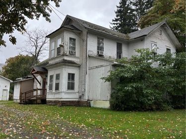 933 Front Avenue, Salamanca, NY 14779