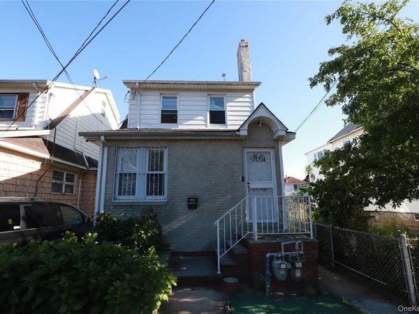 137-58 Kalmia Avenue , Flushing, NY 11355